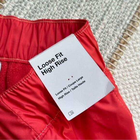 Nike Women’s Swoosh Loose Fit Red Orange Plush Fleece Barrel Leg Pants Size XL - Picture 9 of 12